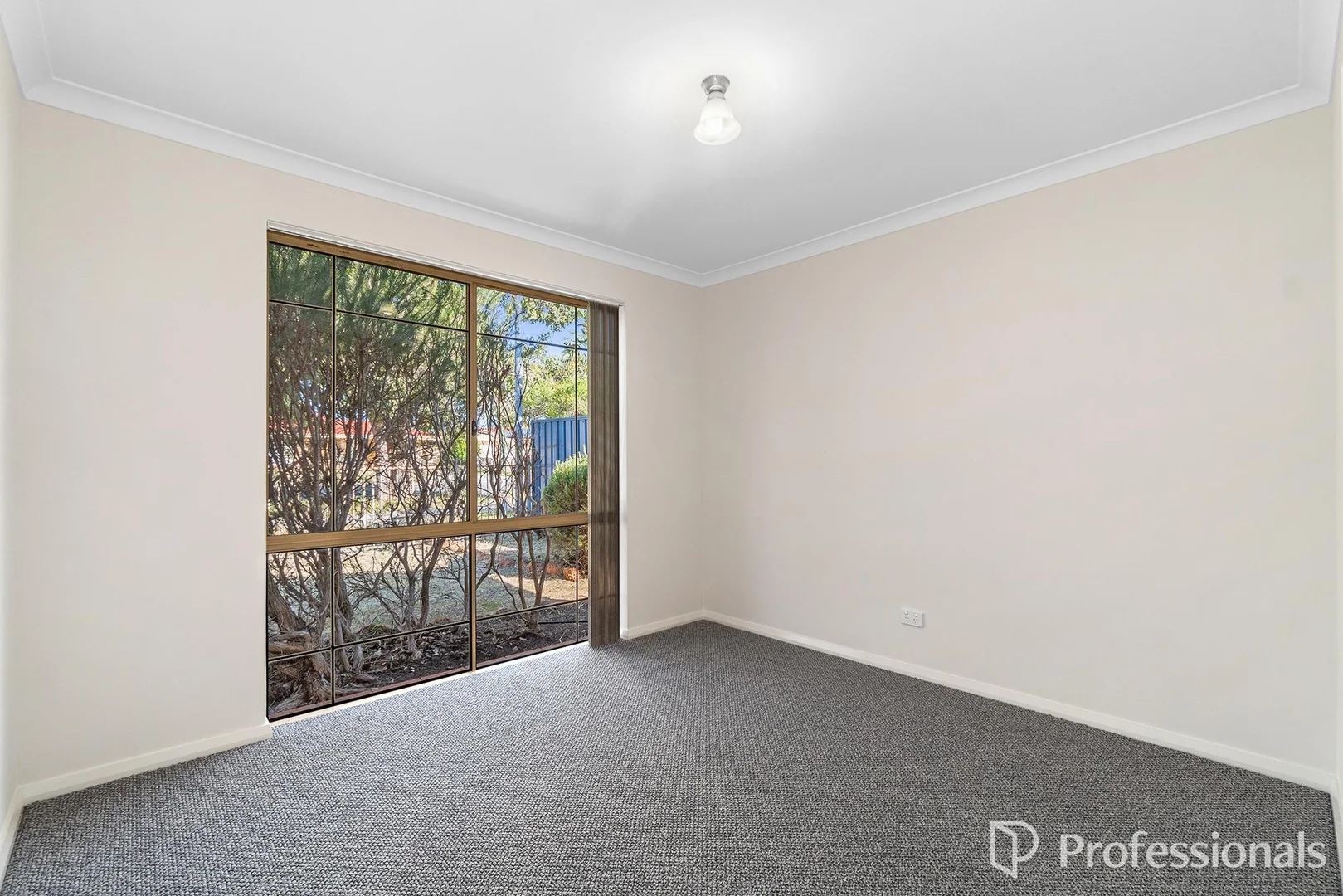 Additional image 7 of 142 Seville Drive, Seville Grove WA 6112
