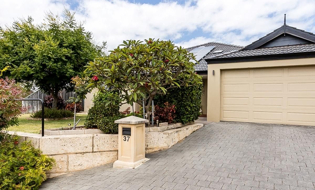 37 Richview Ramble, Wannanup WA 6210, Image 0