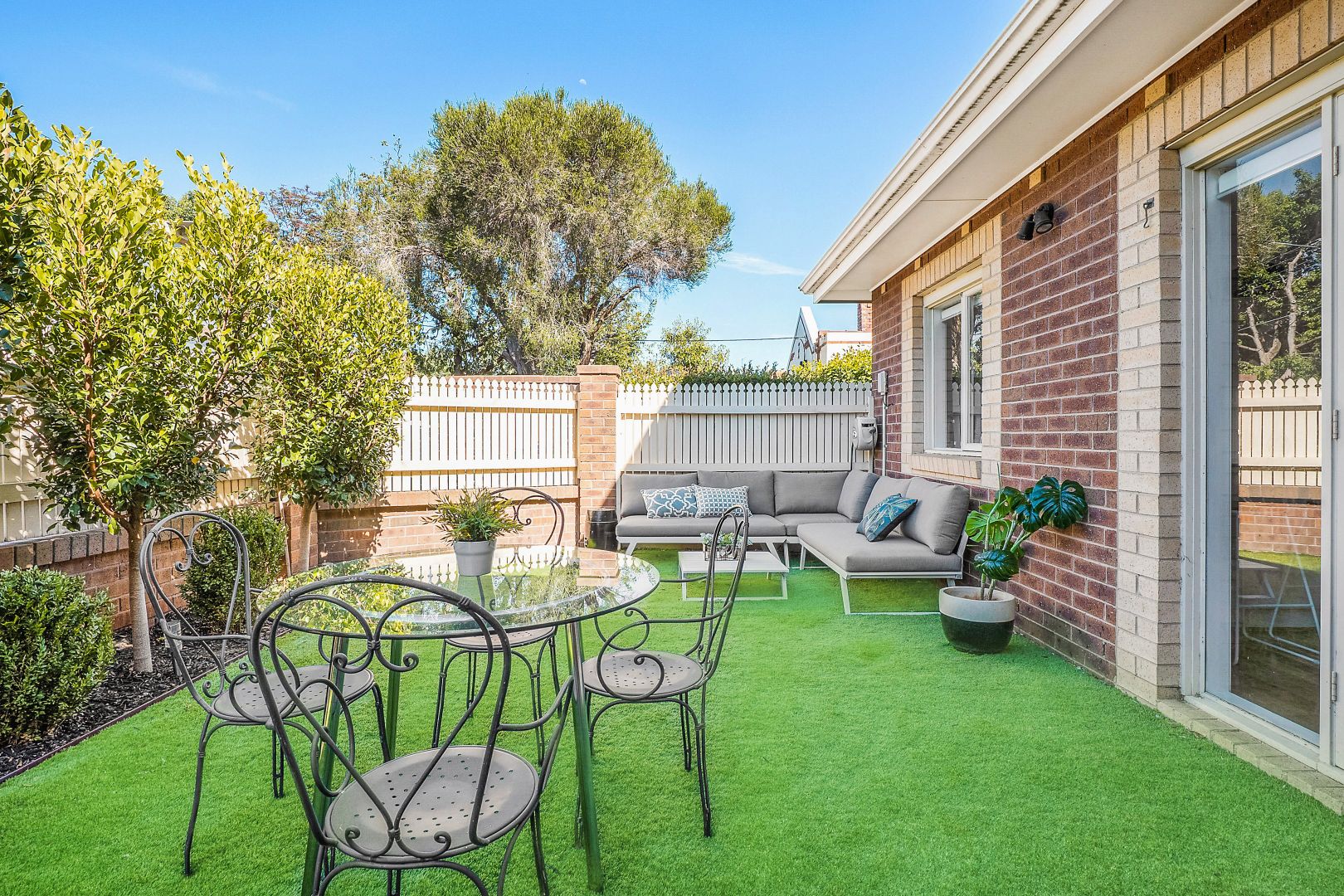 2 Oak Grove, Ripponlea VIC 3185, Image 2