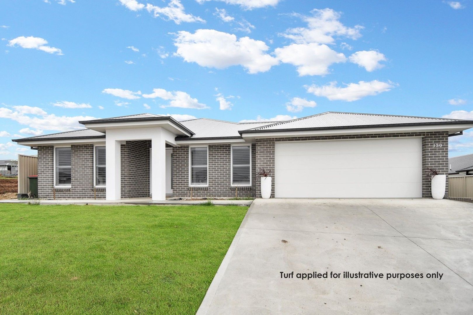 4 bedrooms House in 130 Hughes Street KELSO NSW, 2795