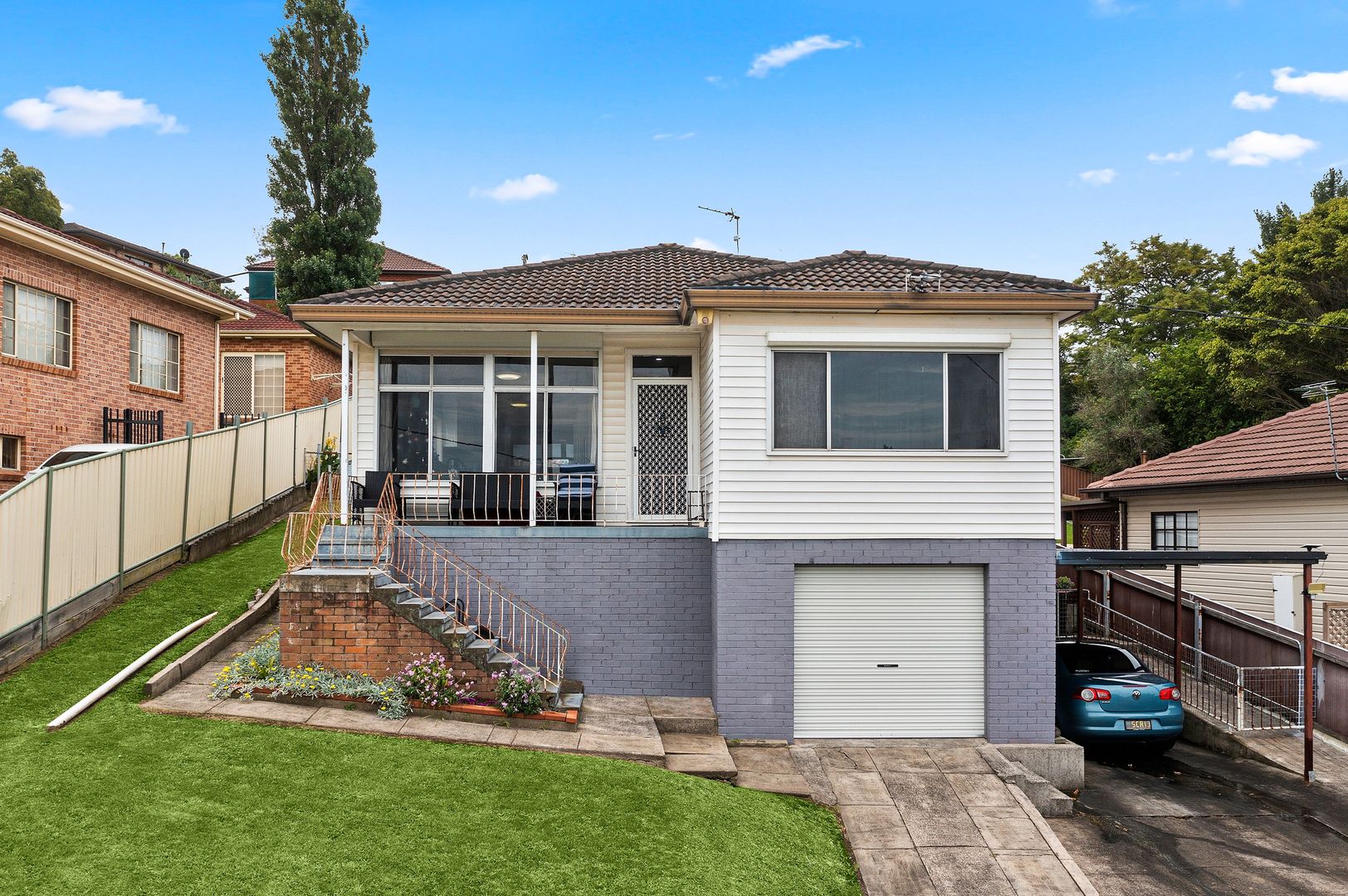 6 Canberra Road, Lake Heights NSW 2502, Image 2