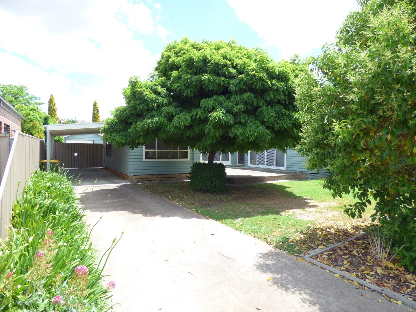 3 bedrooms House in 2 Tucker Street HORSHAM VIC, 3400