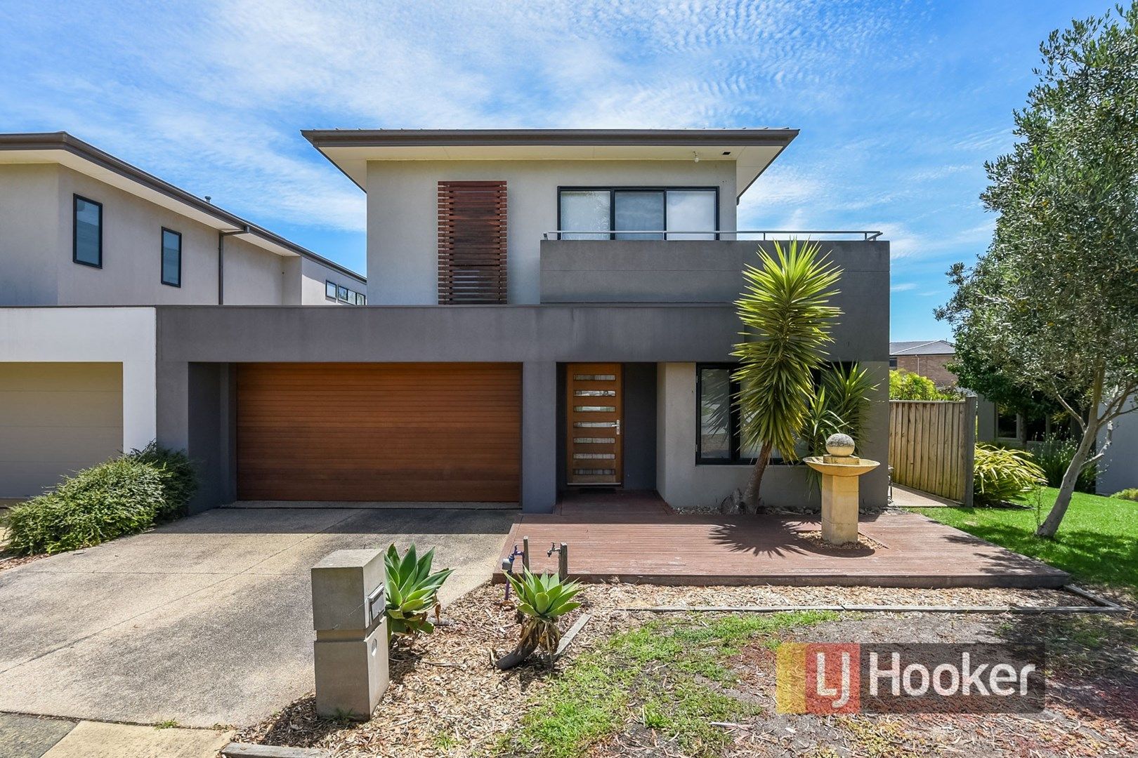 8 Viewmount Place, Sandhurst VIC 3977, Image 0