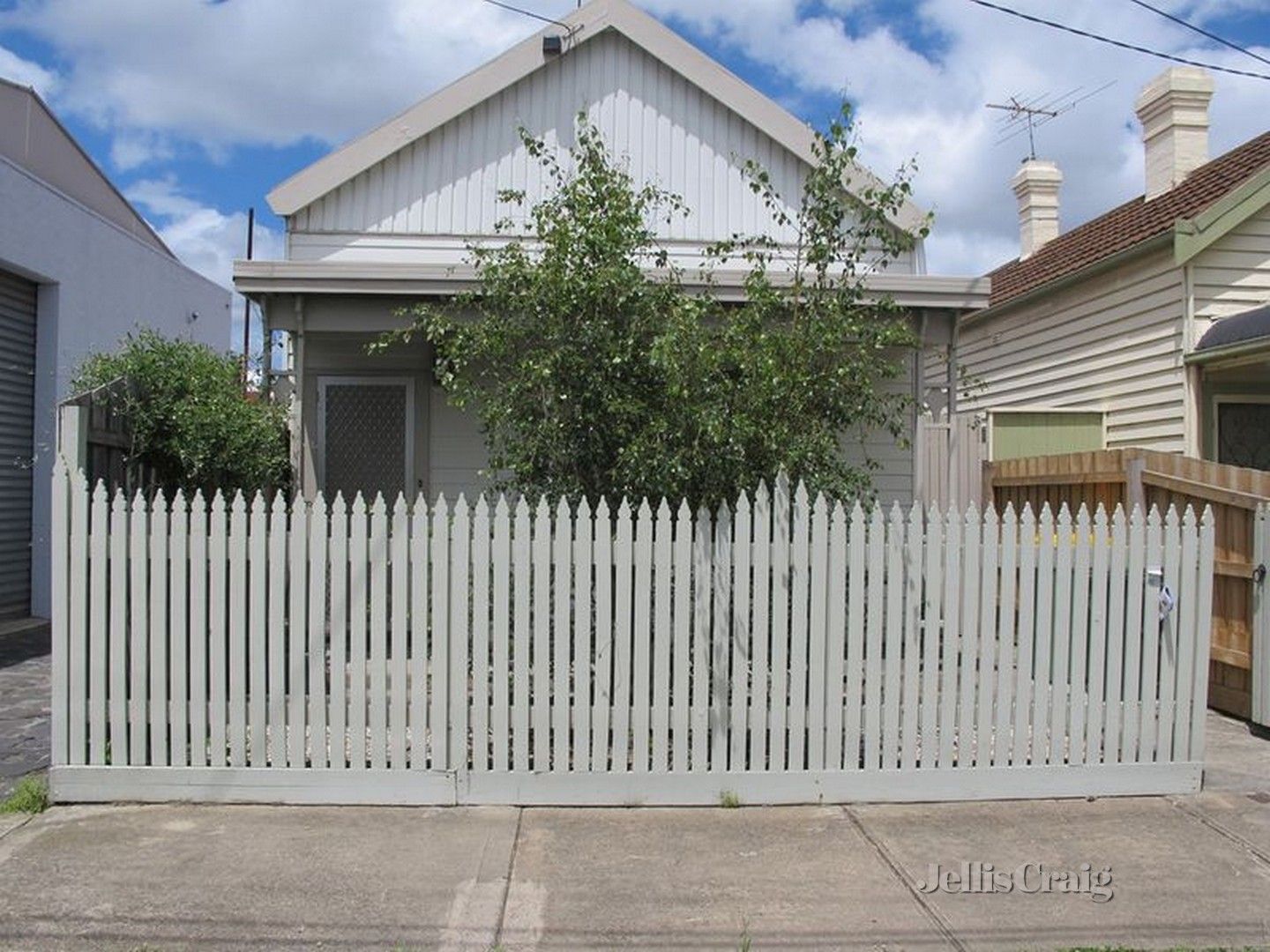 2 bedrooms House in 1 Shaftesbury Parade THORNBURY VIC, 3071
