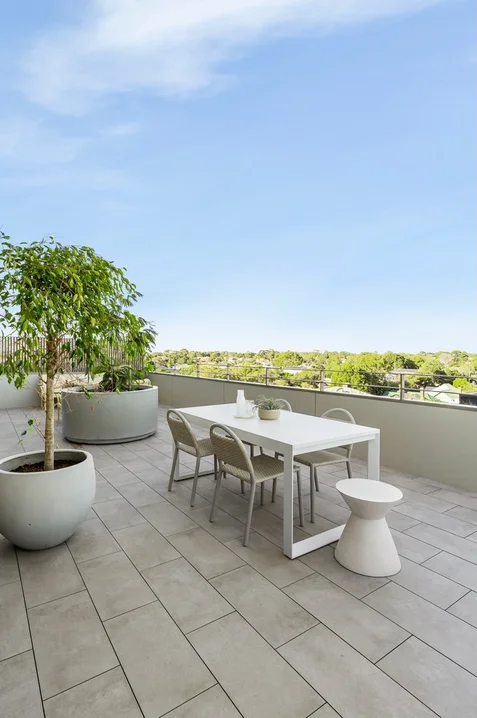 402/466 Hampton Street, Hampton VIC 3188