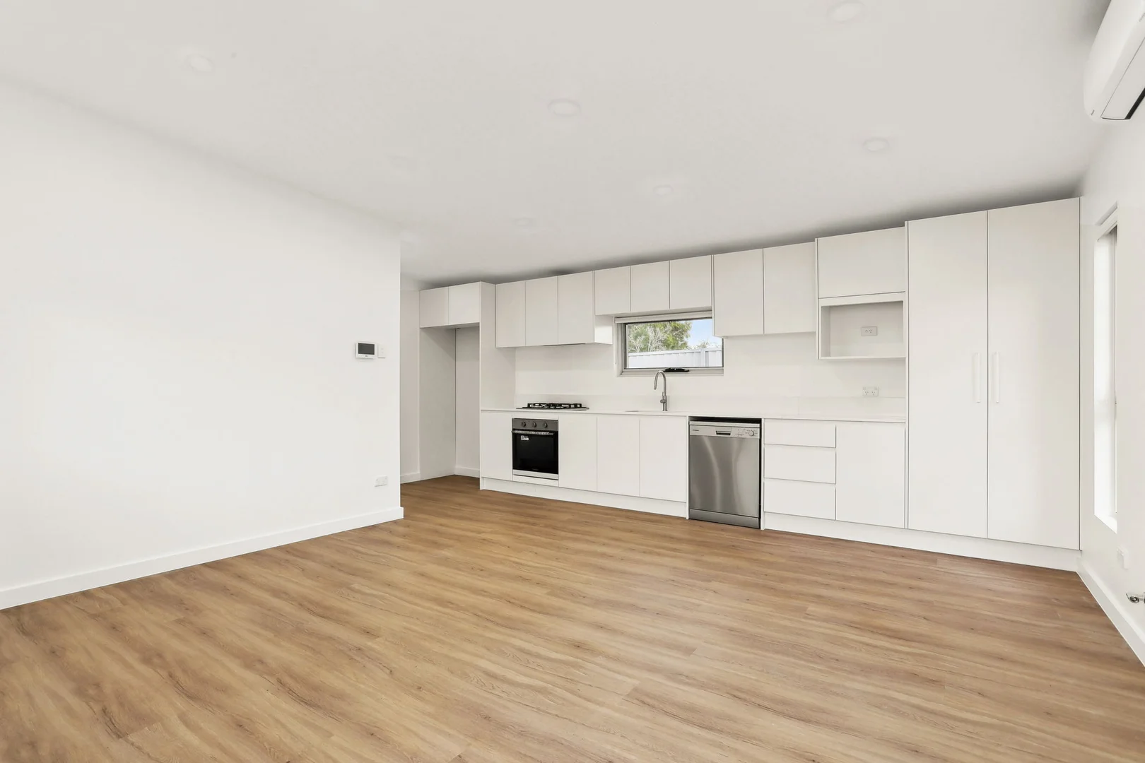 Additional image 11 of 43 Stoddart Street, Roselands NSW 2196