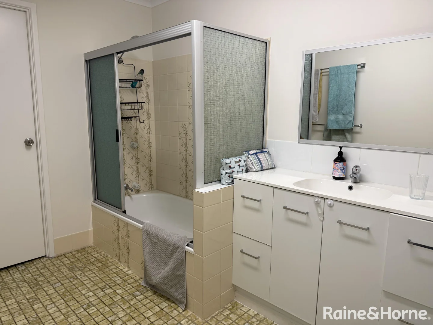 Additional image 4 of 4/4 Frank St, Scarness QLD 4655