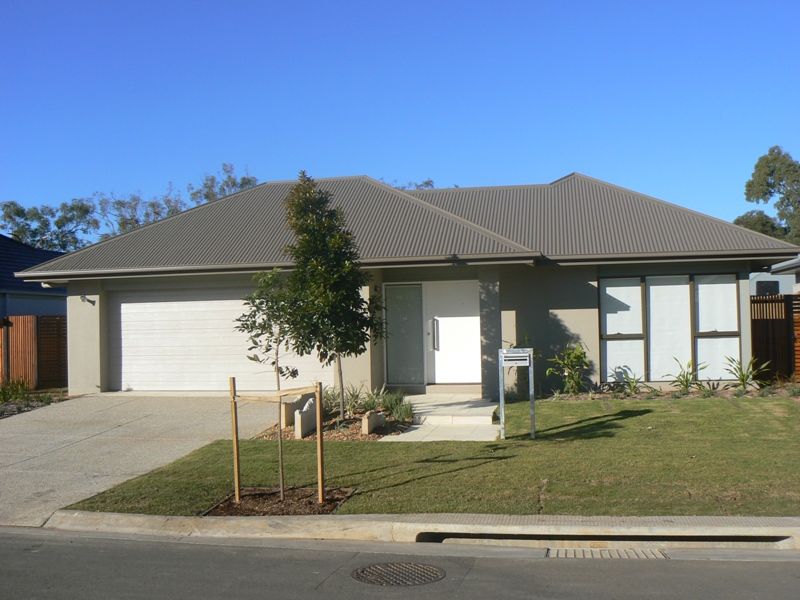 4 bedrooms House in 3 Franklin Street WAKERLEY QLD, 4154