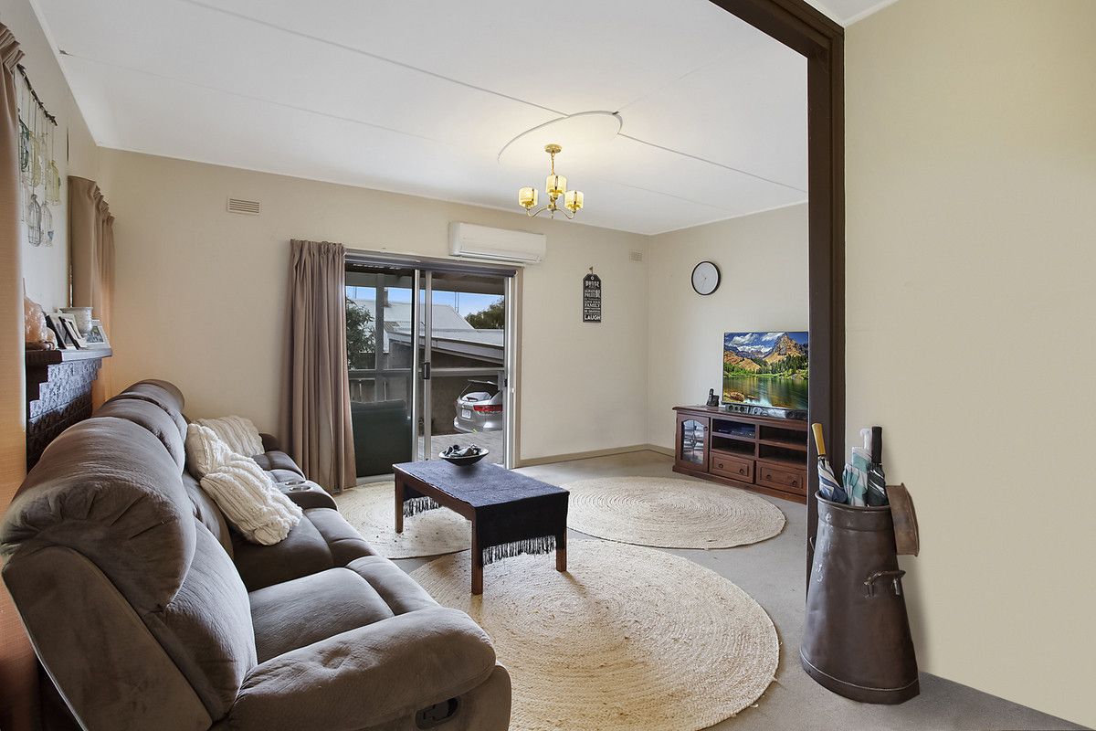 55 Barrett Street, Timboon VIC 3268, Image 2