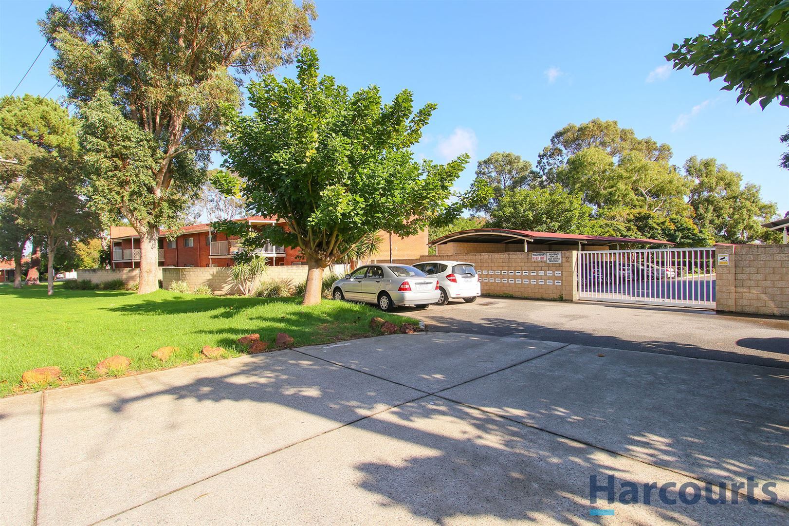 6/2 Benjamin Street, Armadale WA 6112, Image 0