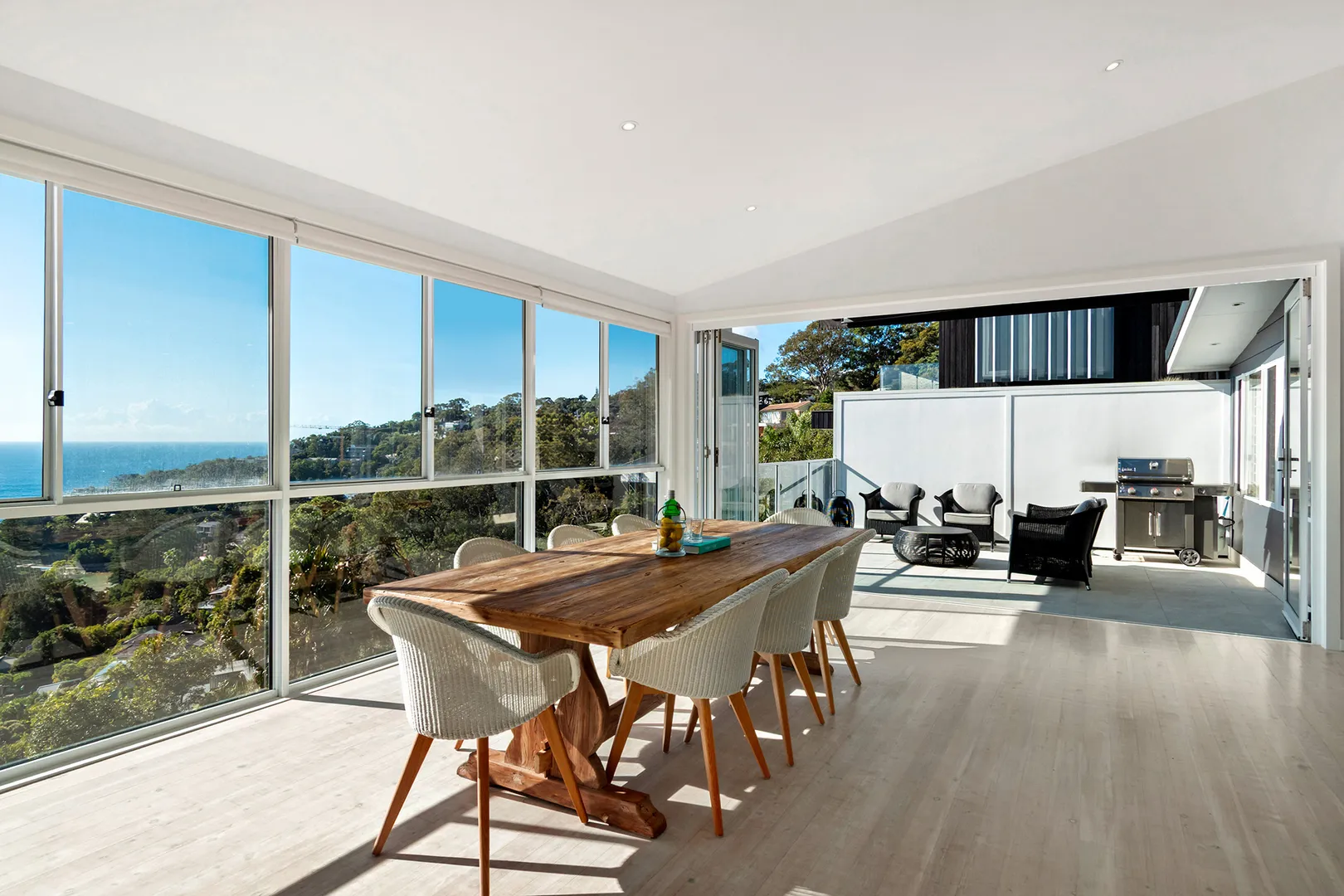 Coastal Retreat with Scenic Palm Beach Views - Widok 6