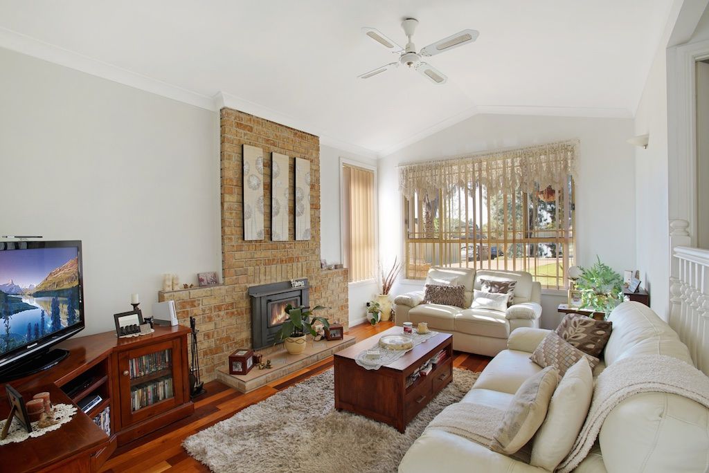 2/6 Garie Close, Woodbine NSW 2560, Image 1