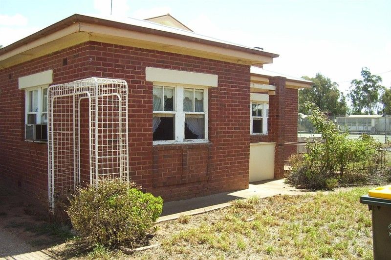 148 Caswell Street, Peak Hill NSW 2869 House For Rent Domain
