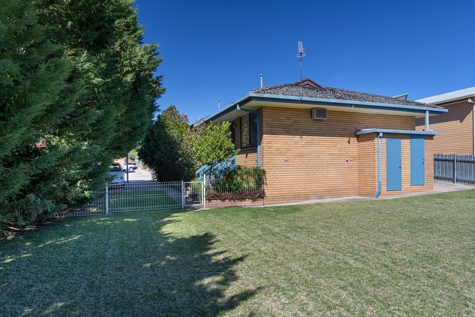 1-4/682 Wilkinson Street, Glenroy NSW 2640, Image 2