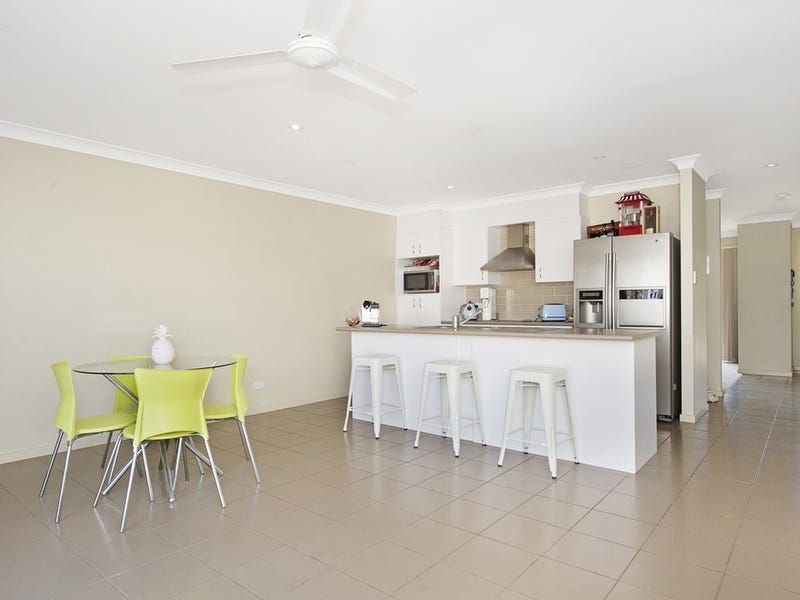 4/5 Park Esplanade, Coomera QLD 4209, Image 2