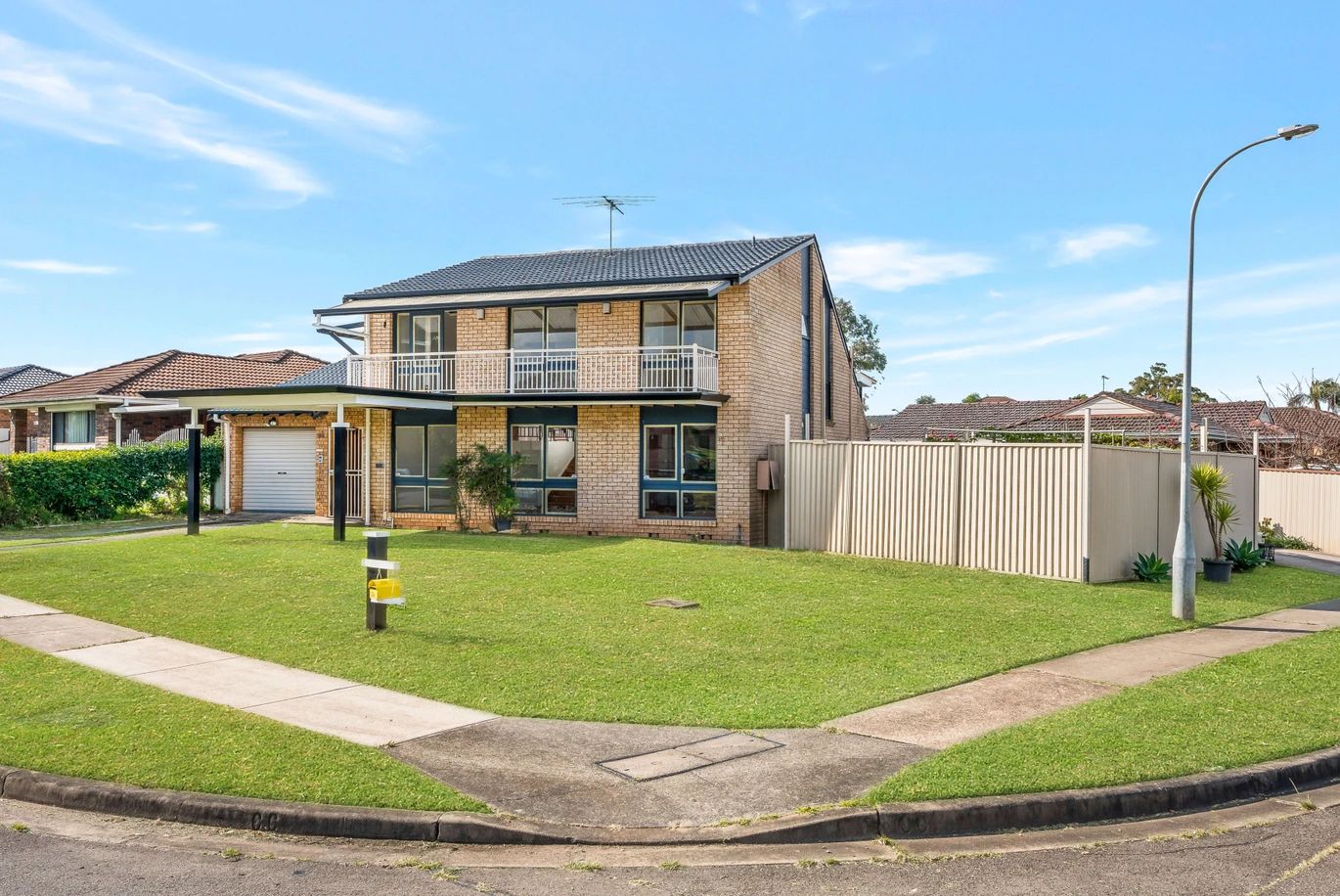 3 bedrooms House in 24 Gove Avenue GREEN VALLEY NSW, 2168