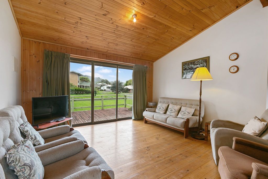 33 Murray Street, Apollo Bay VIC 3233, Image 2