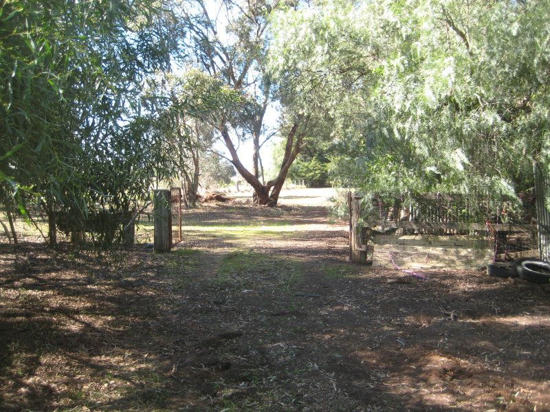 120 Cohen Road, Rochester VIC 3561, Image 0
