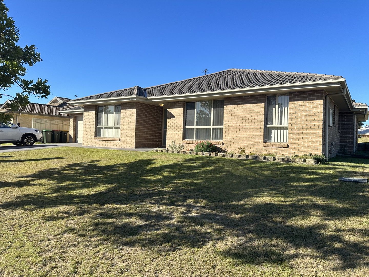 4 bedrooms House in 33 Edward Windeyer Way RAYMOND TERRACE NSW, 2324