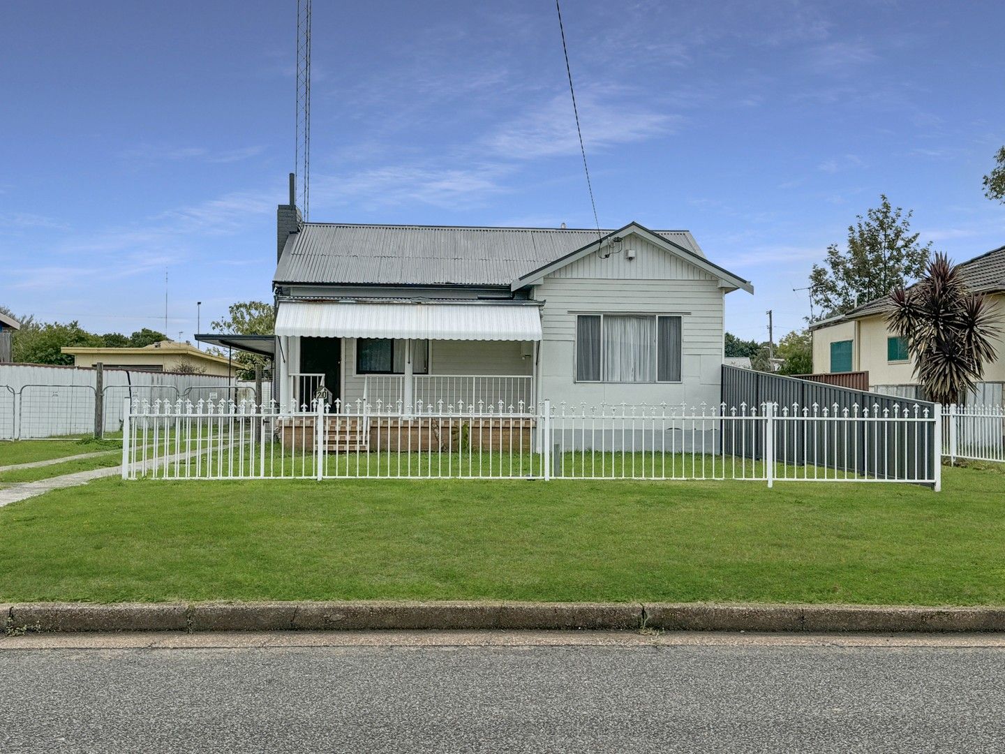 2 bedrooms House in 20 Hunter Avenue CESSNOCK NSW, 2325