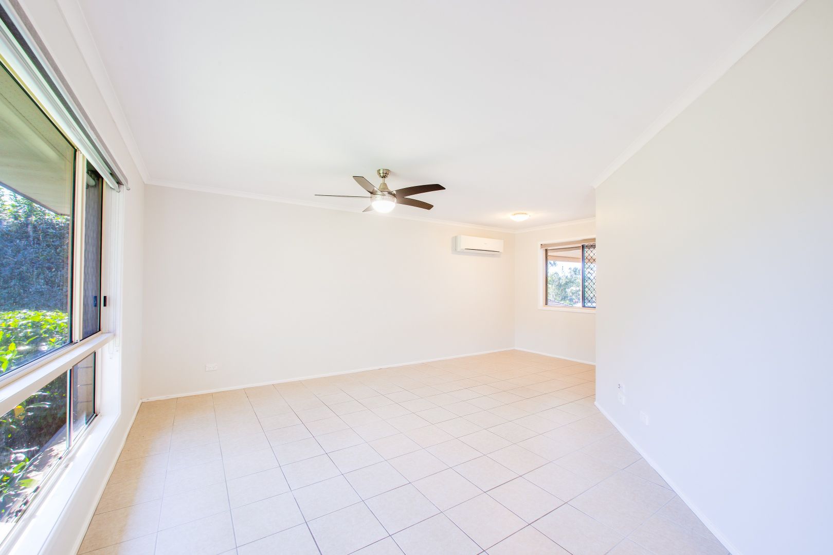 45 Jupiter Street, Wulkuraka QLD 4305, Image 2