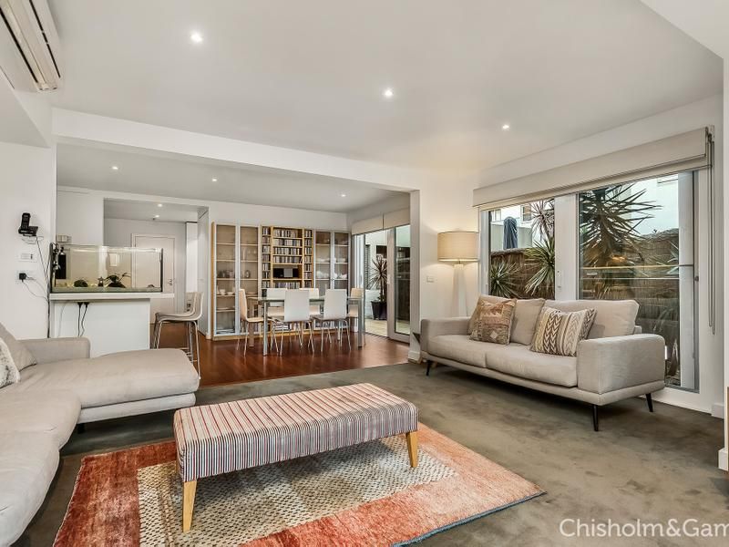 9/19-21 Ormond Esplanade, Elwood VIC 3184, Image 2