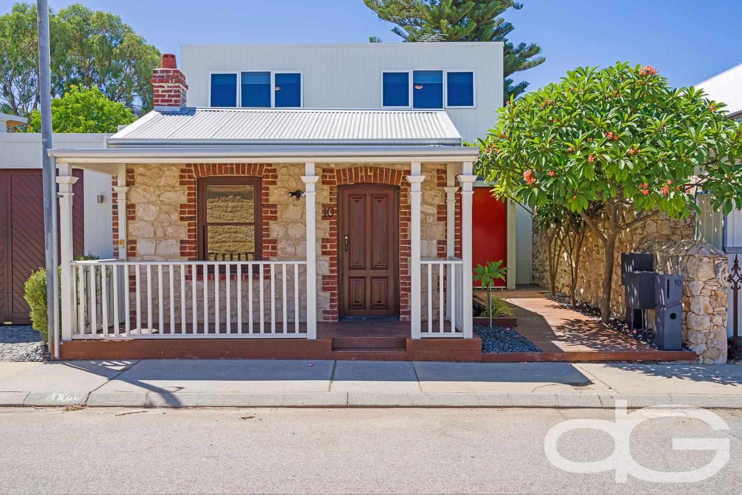 3 bedrooms House in 10 Baker Street FREMANTLE WA, 6160