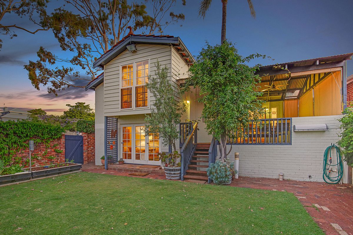 32 Ruislip Street, West Leederville WA 6007