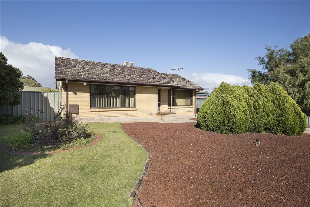 18 Horton Street, Elizabeth Park SA 5113, Image 2