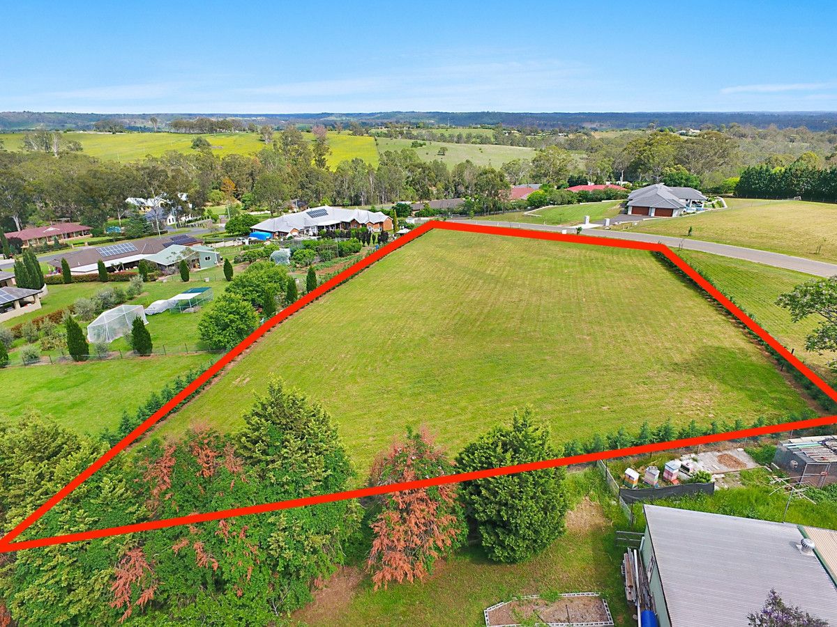 4 Wirrinya Place, Grasmere NSW 2570, Image 1