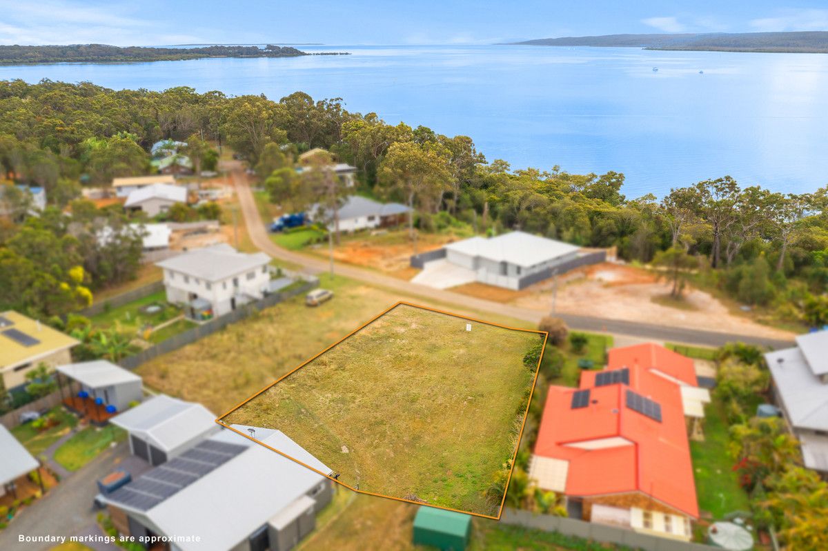 20 Bay Drive, Russell Island QLD 4184, Image 2