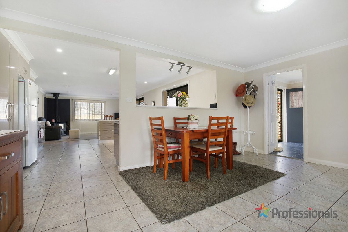 2A Dumaresq Street, Uralla NSW 2358, Image 2