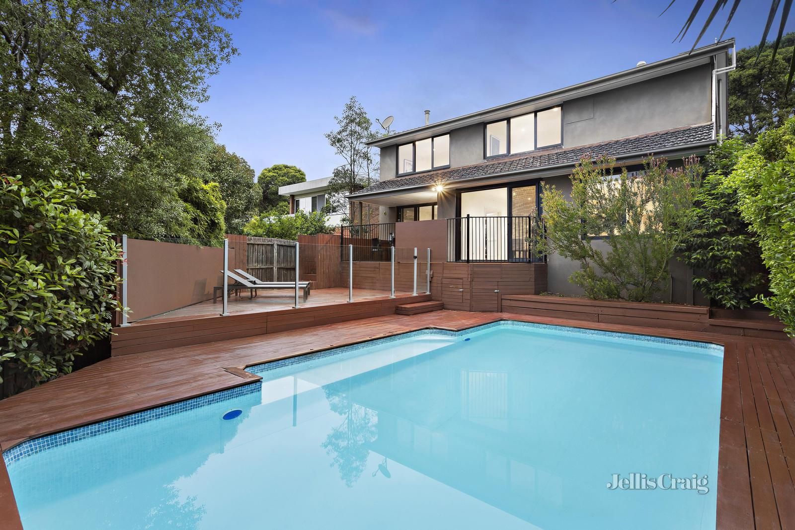 4 bedrooms House in 23 Jolie Vue Road BALWYN NORTH VIC, 3104