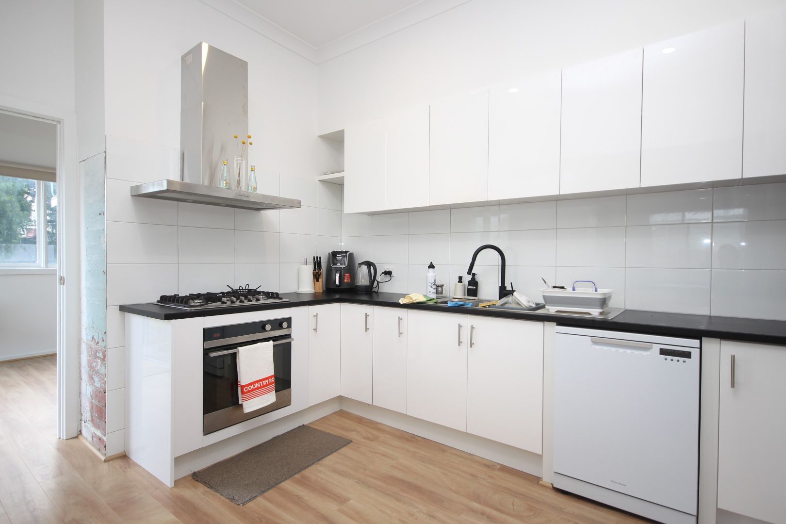 5 Seabeach Parade, North Shore VIC 3214 House For Rent Domain