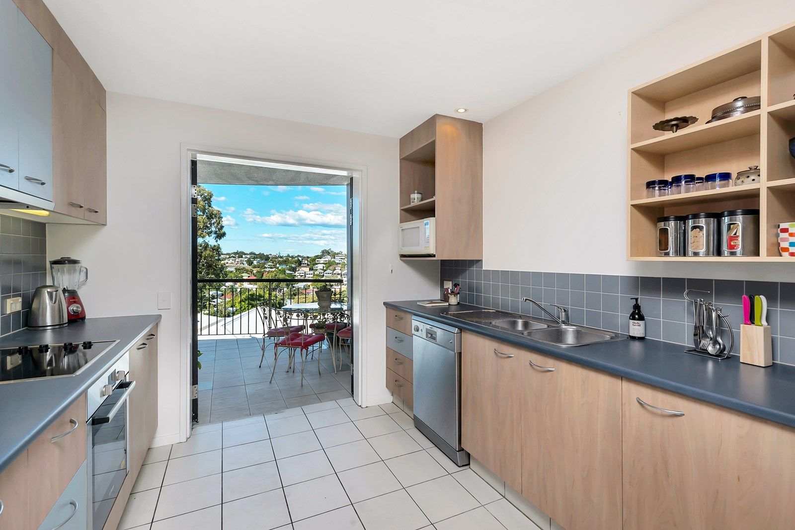 31/70 Norman Crescent, Norman Park QLD 4170, Image 1