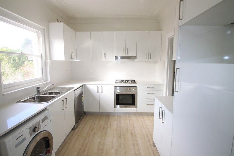 2 bedrooms Apartment / Unit / Flat in 4/52 Henson Street SUMMER HILL NSW, 2130