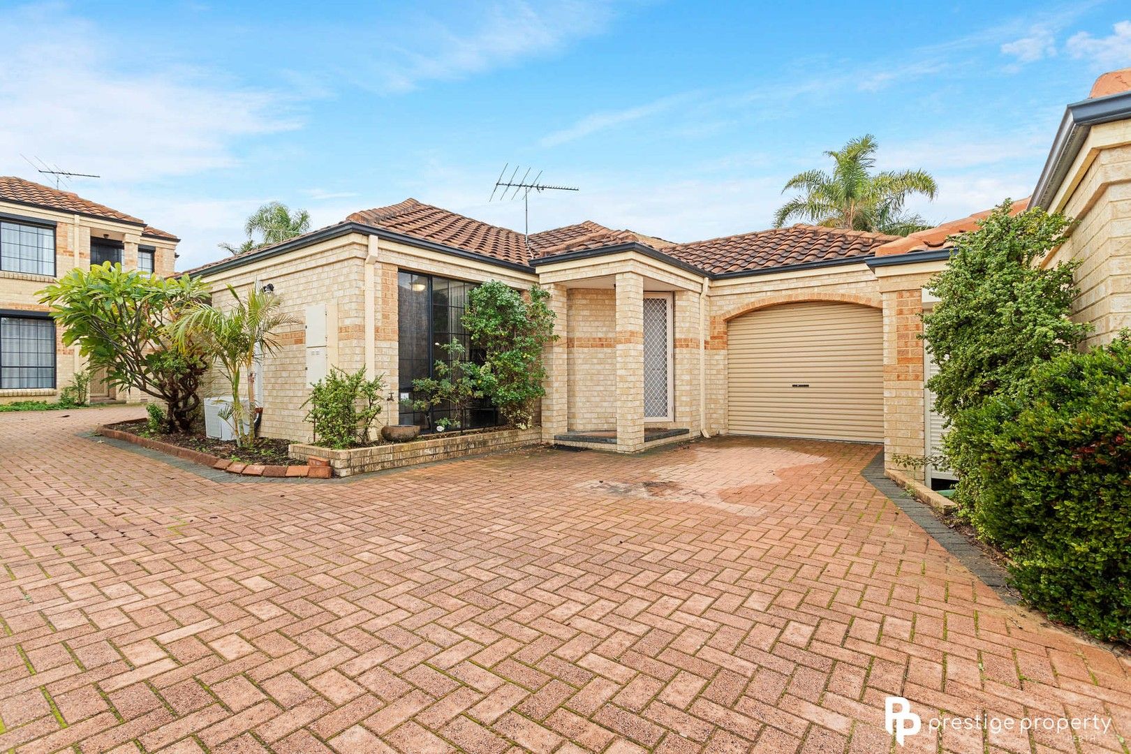 2/20 Ewen Street, Scarborough WA 6019, Image 0