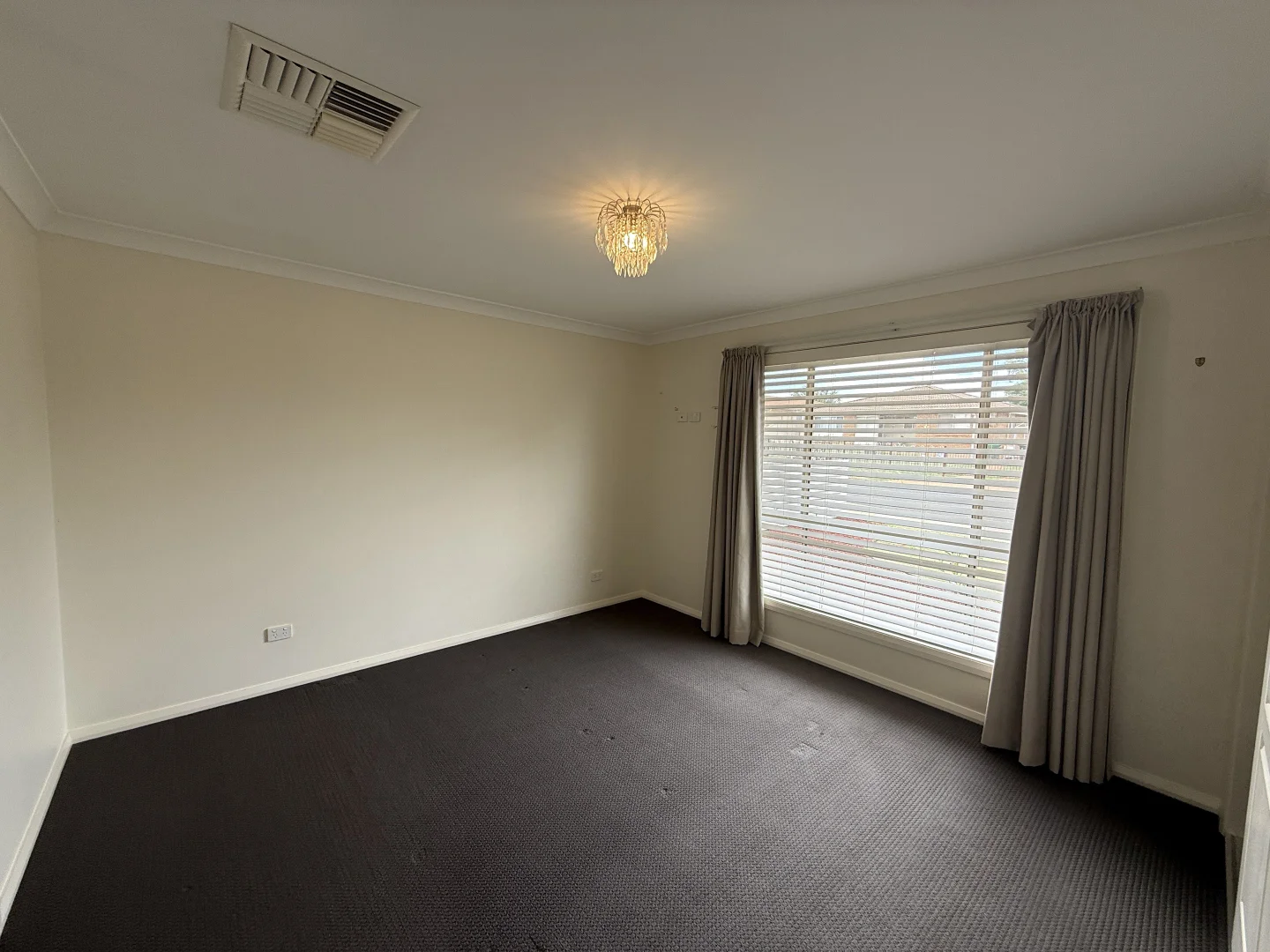 Additional image 3 of 10 Pinnaroo Place, Dubbo NSW 2830