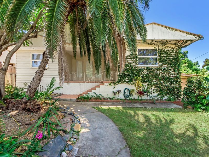 67 Falconer St, Southport QLD 4215, Image 0