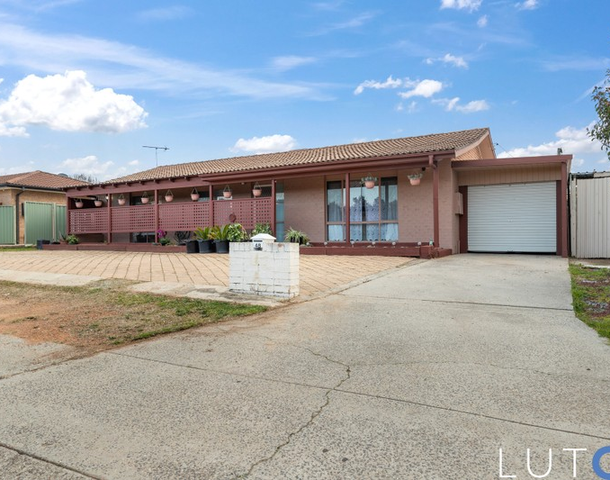 48 Abercorn Crescent, Isabella Plains ACT 2905