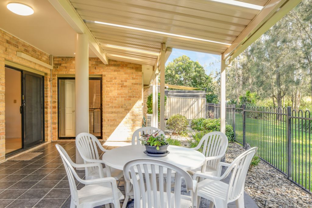 2/35 James Foster Drive, Black Head NSW 2430, Image 0