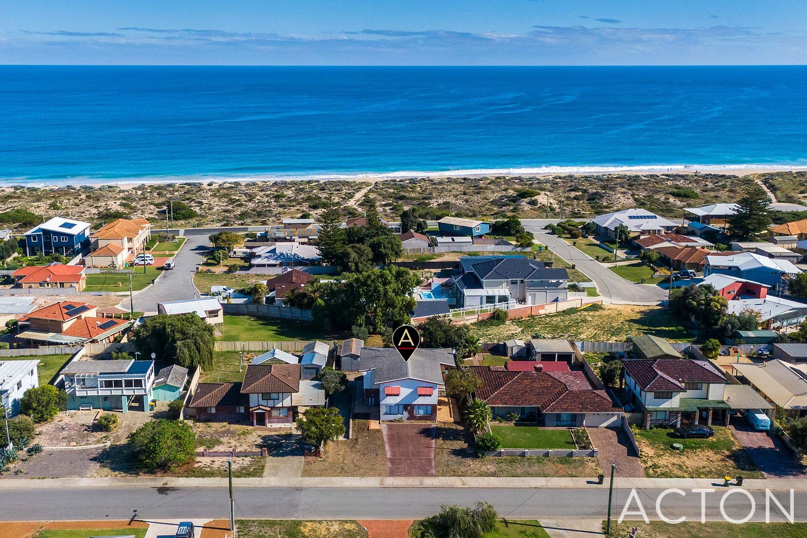 4 bedrooms House in 14 Cornwallis Road MADORA BAY WA, 6210