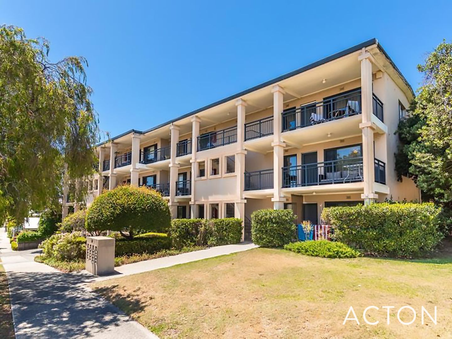 8/118 Broome Street, Cottesloe WA 6011, Image 0