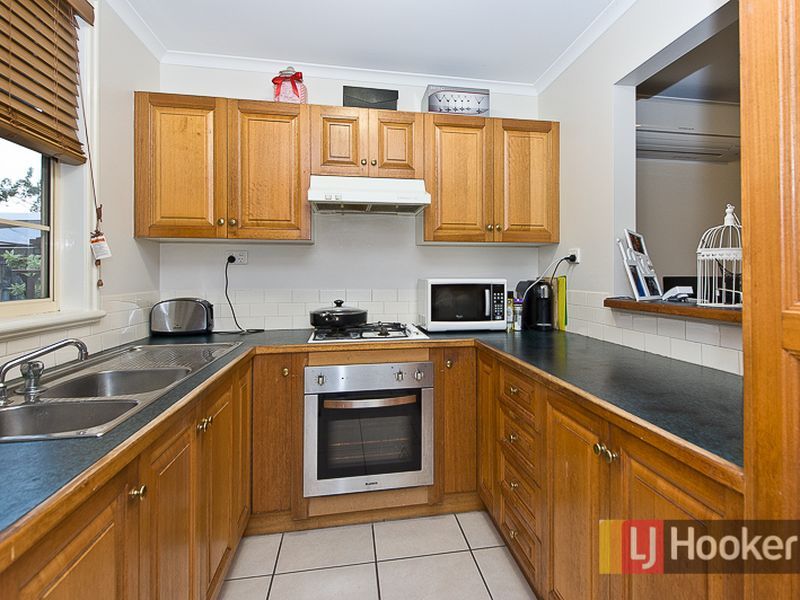 1/10 Tipuana Place, FITZGIBBON QLD 4018, Image 2