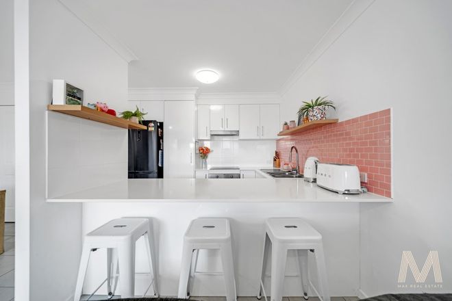 8 Larcom Crescent Redbank Plains 4301 - Image 4