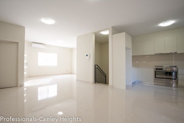 3/108-112 Boundary Road, Mortdale NSW 2223, Image 2