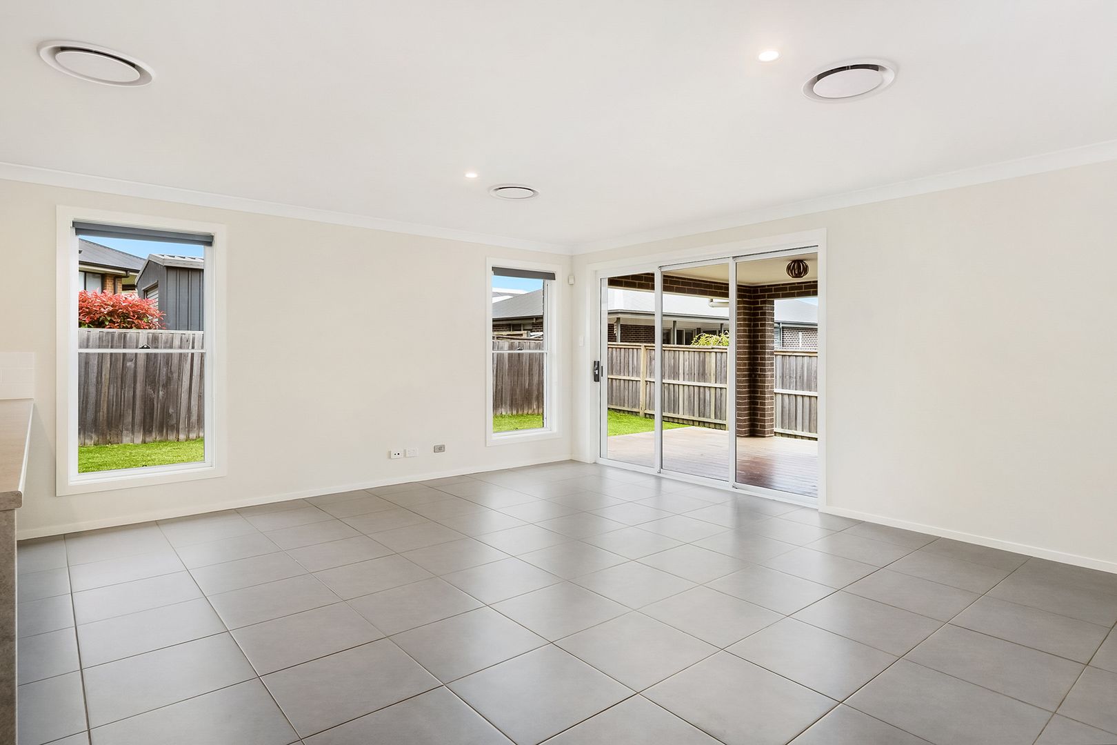 2 Wiles Place, Moss Vale NSW 2577, Image 2