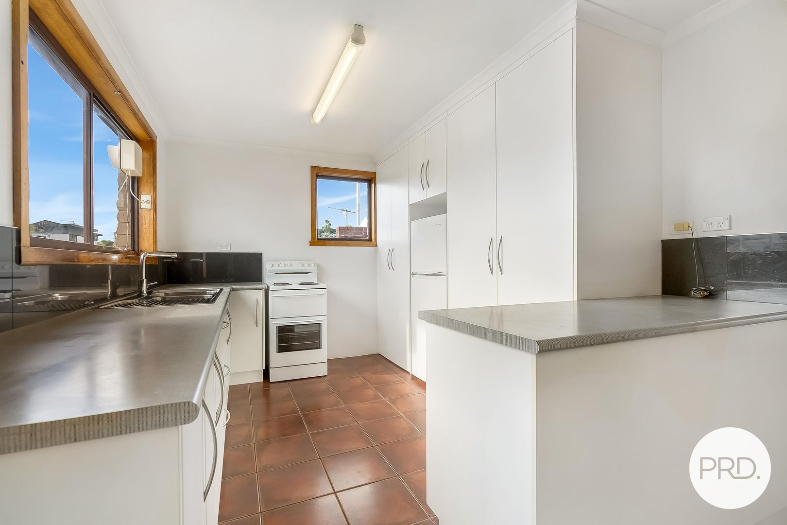 4/2 Derwent Street, Bellerive TAS 7018 Apartment For Rent 450 Domain