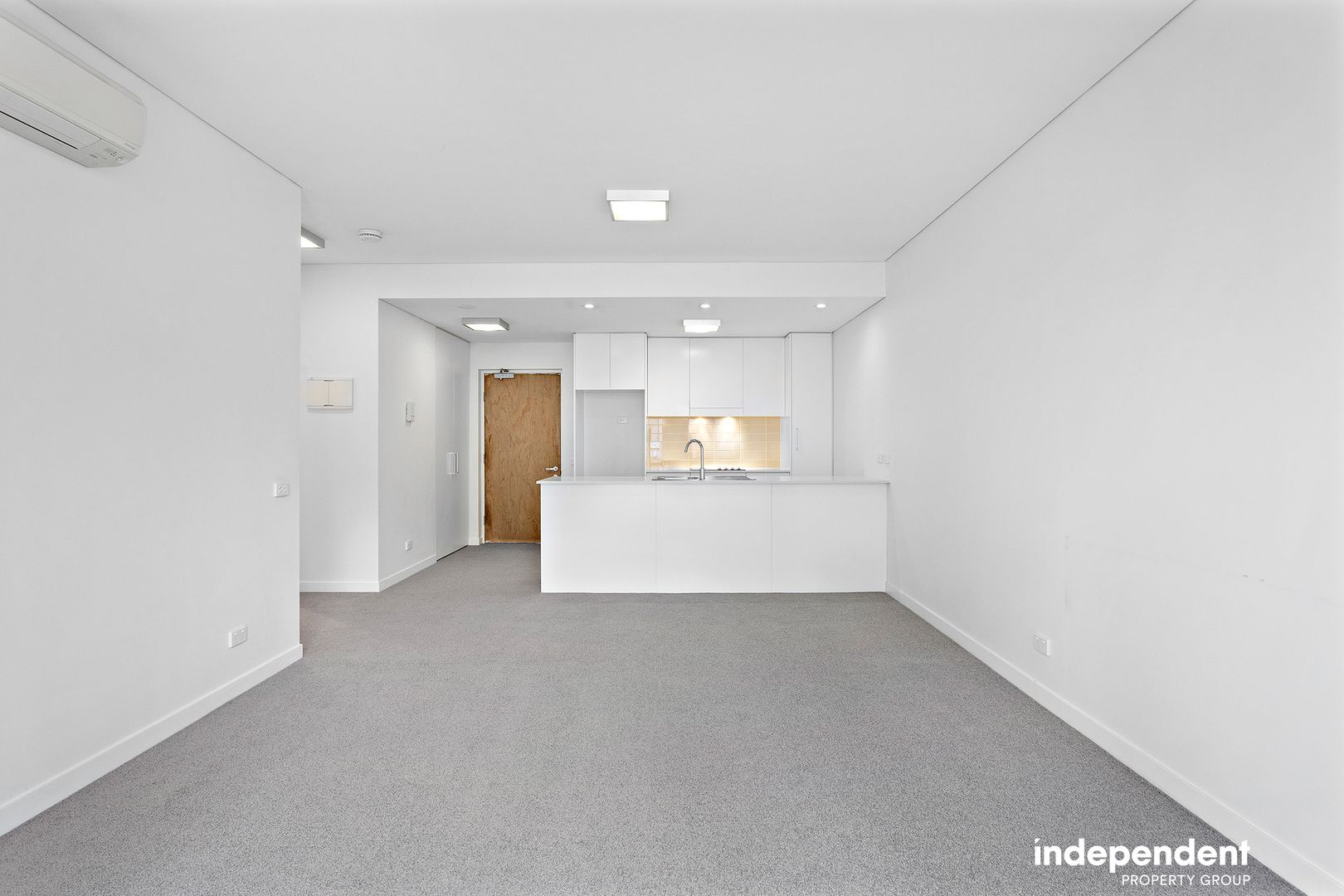 65/116 Easty Street, Phillip ACT 2606, Image 2