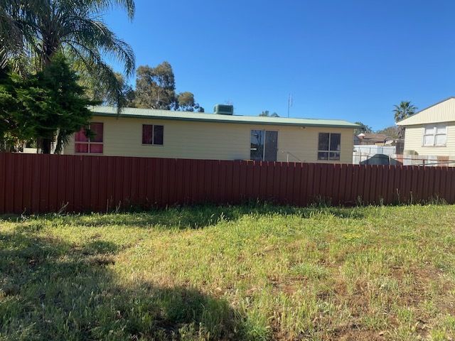 2 bedrooms House in 15 Ashton Street NARRANDERA NSW, 2700